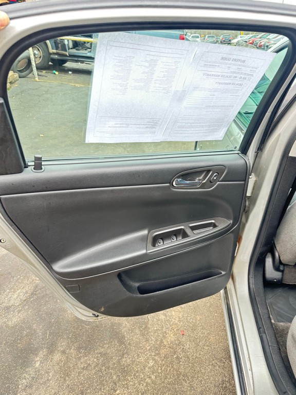 2008 Chevrolet Impala Image 17