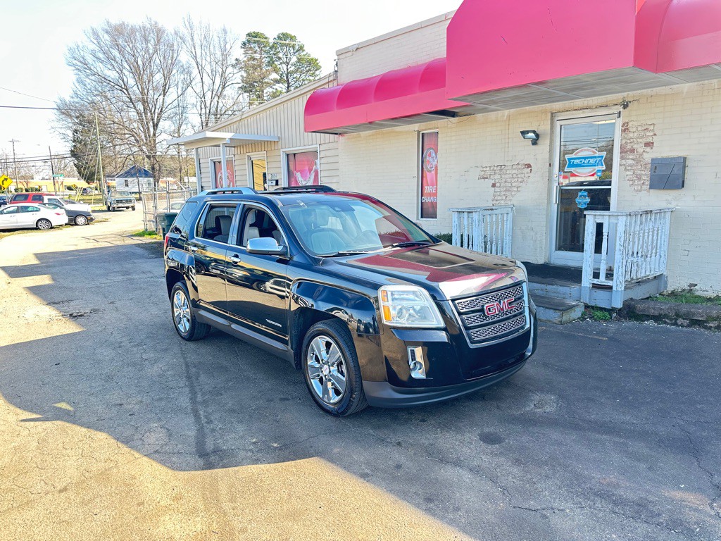 2015 GMC Terrain Image 2