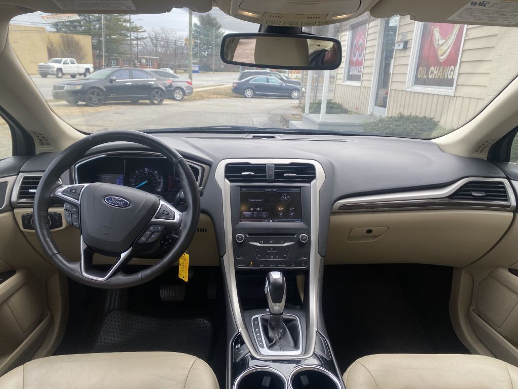 2013 Ford Fusion Image 8