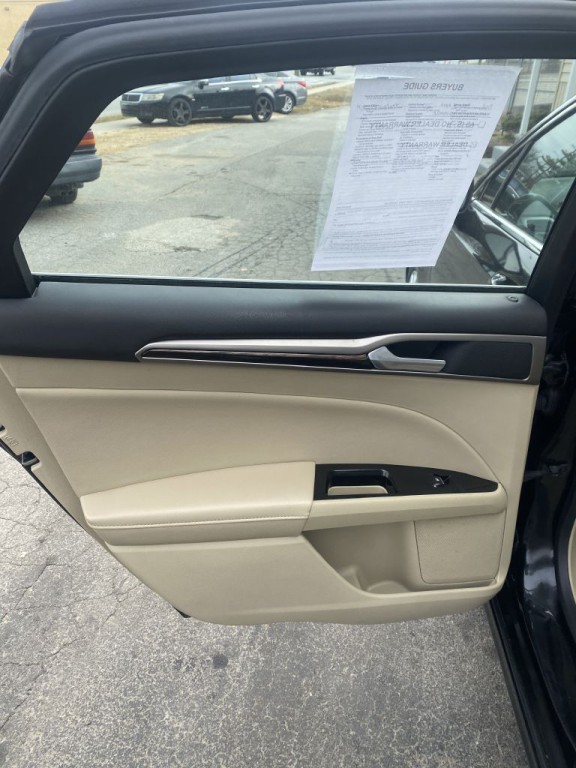 2013 Ford Fusion Image 12