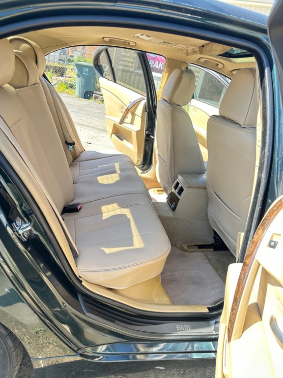 2006 BMW 5 Series Image 14