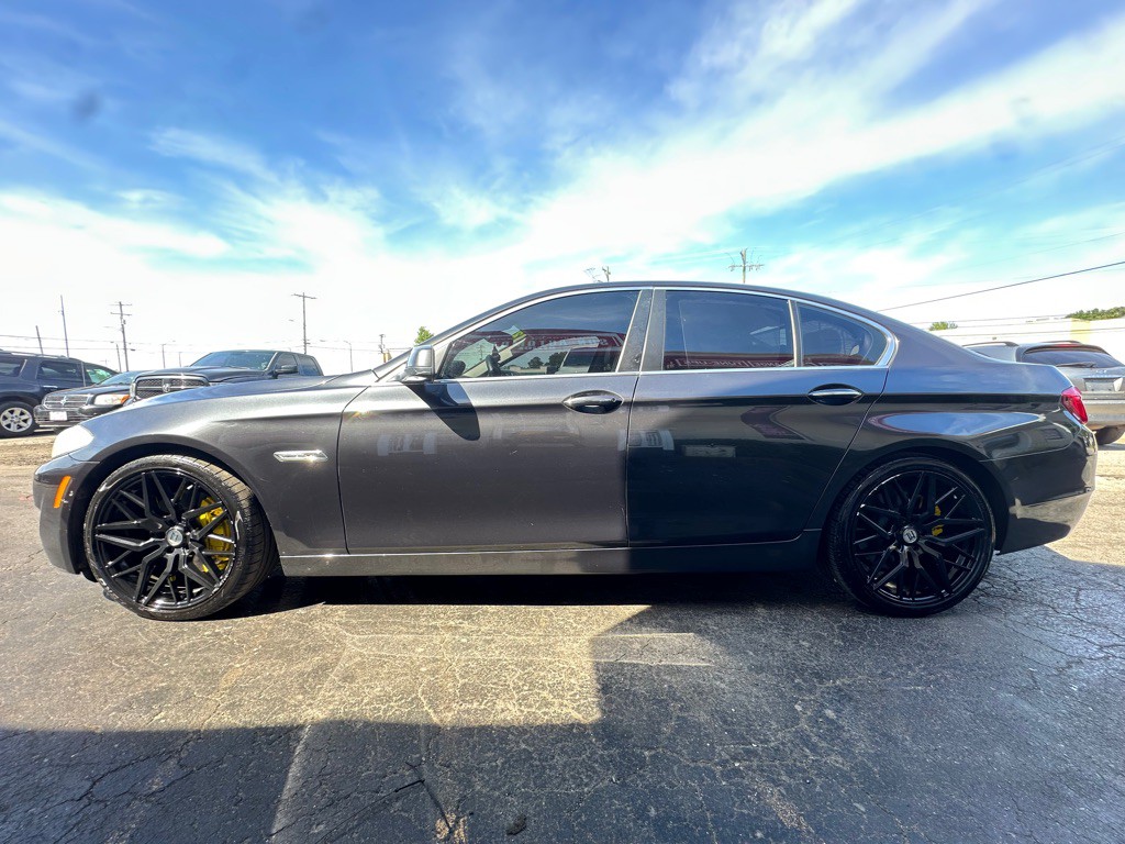2013 BMW 5 Series Image 5