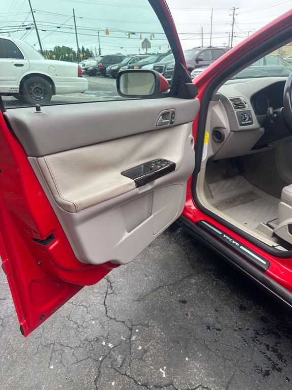 2004 Volvo S40 Image 12