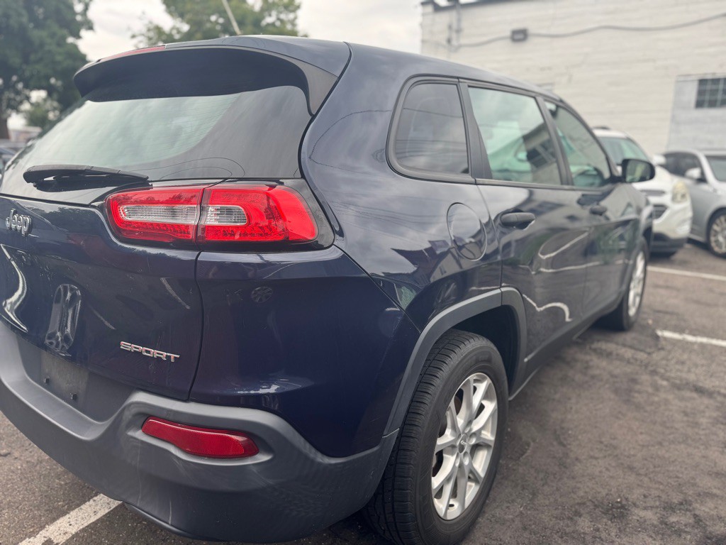 2015 Jeep Cherokee Image 5