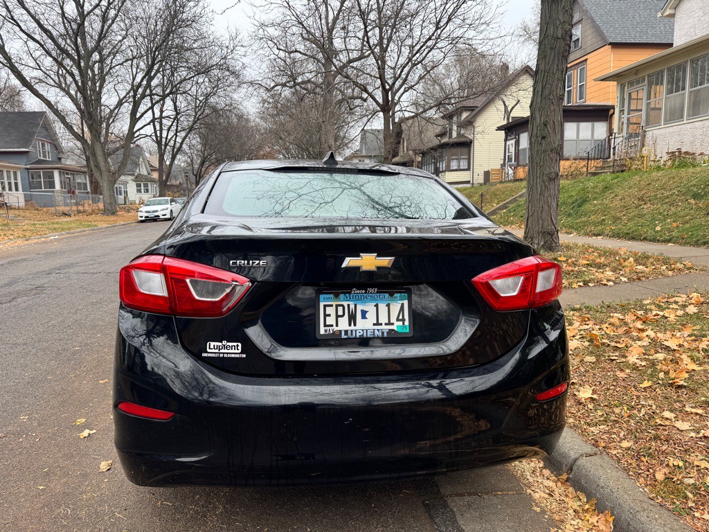 2016 Chevrolet Cruze Image 8
