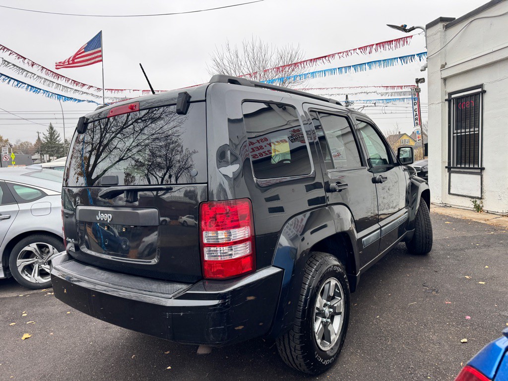 2009 Jeep Liberty Image 3