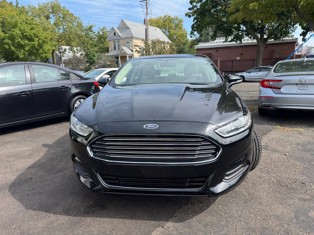 2013 Ford Fusion Image 2