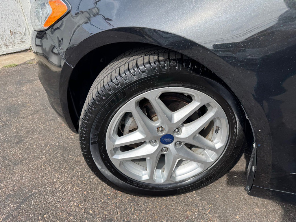 2013 Ford Fusion Image 4