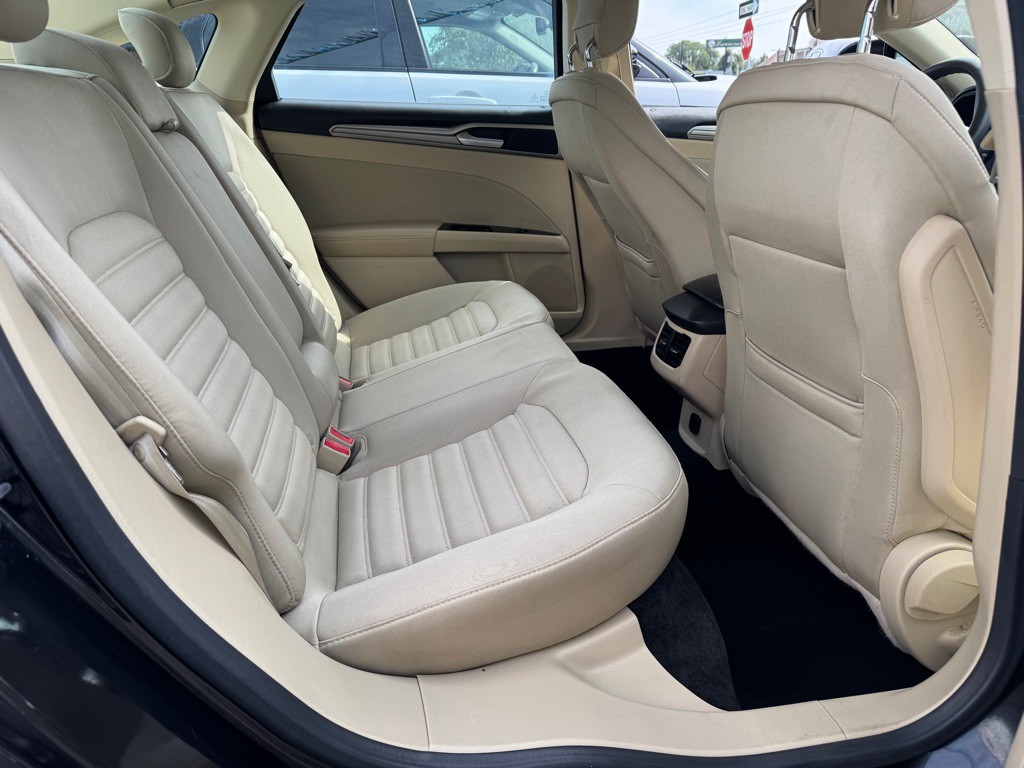 2013 Ford Fusion Image 6