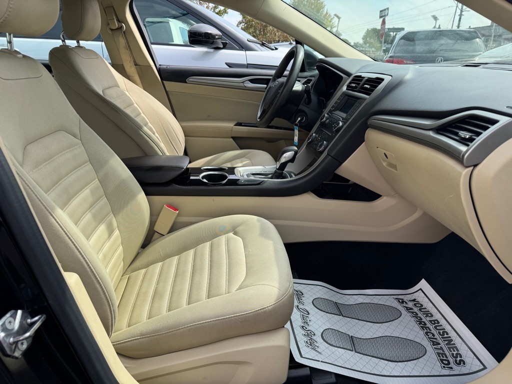 2013 Ford Fusion Image 8