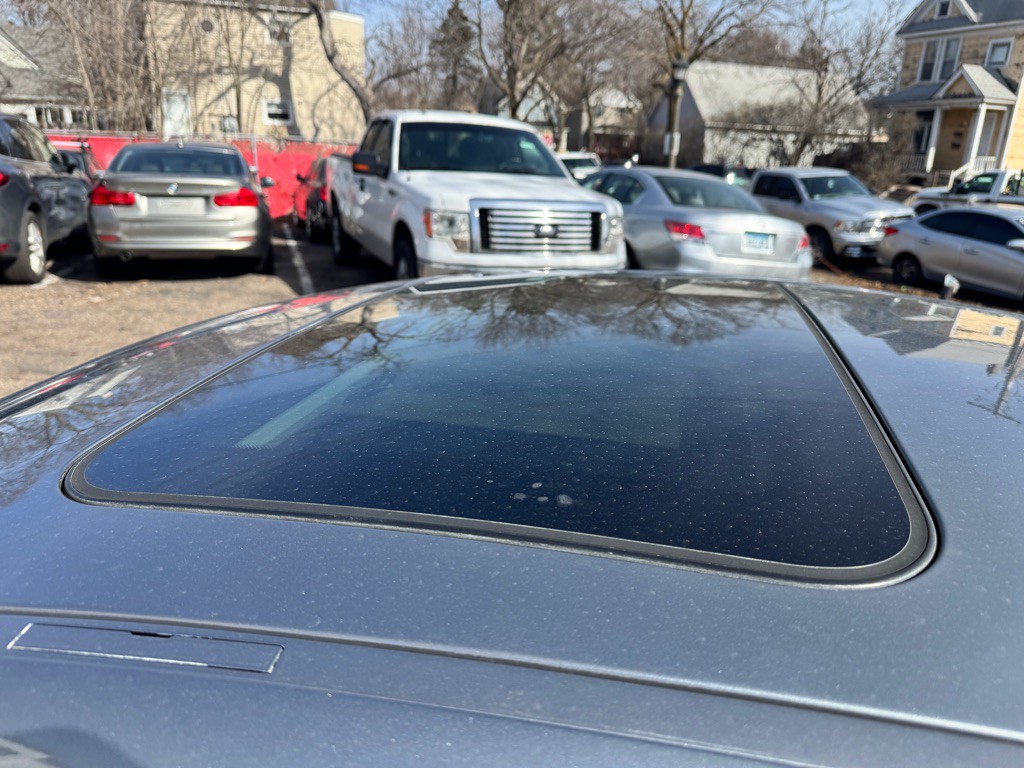 2009 BMW 1 Series Image 14