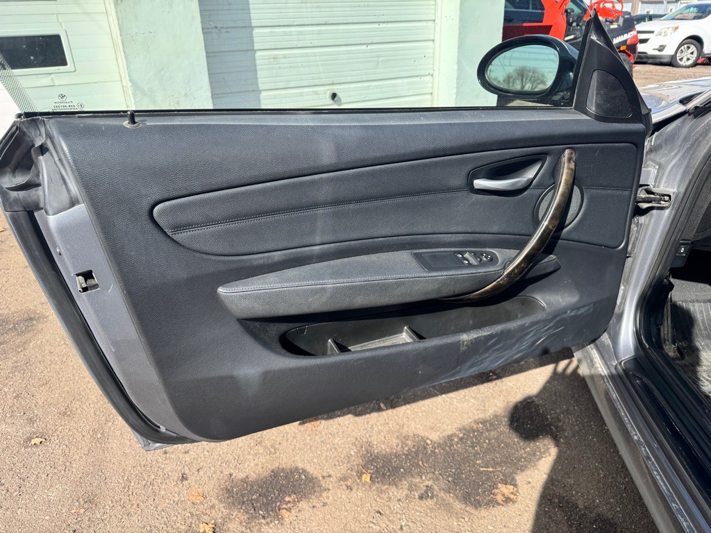 2009 BMW 1 Series Image 17