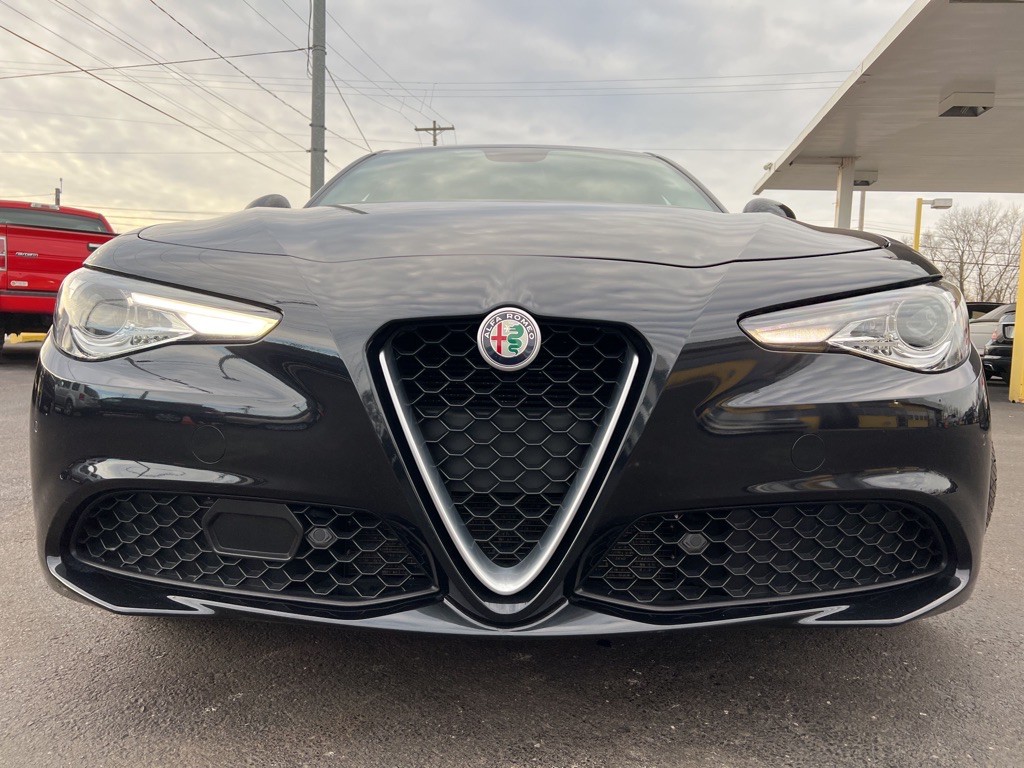2018 Alfa Romeo Giulia Image 4