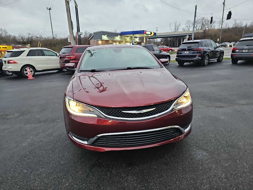 2015 Chrysler 200 Image 5