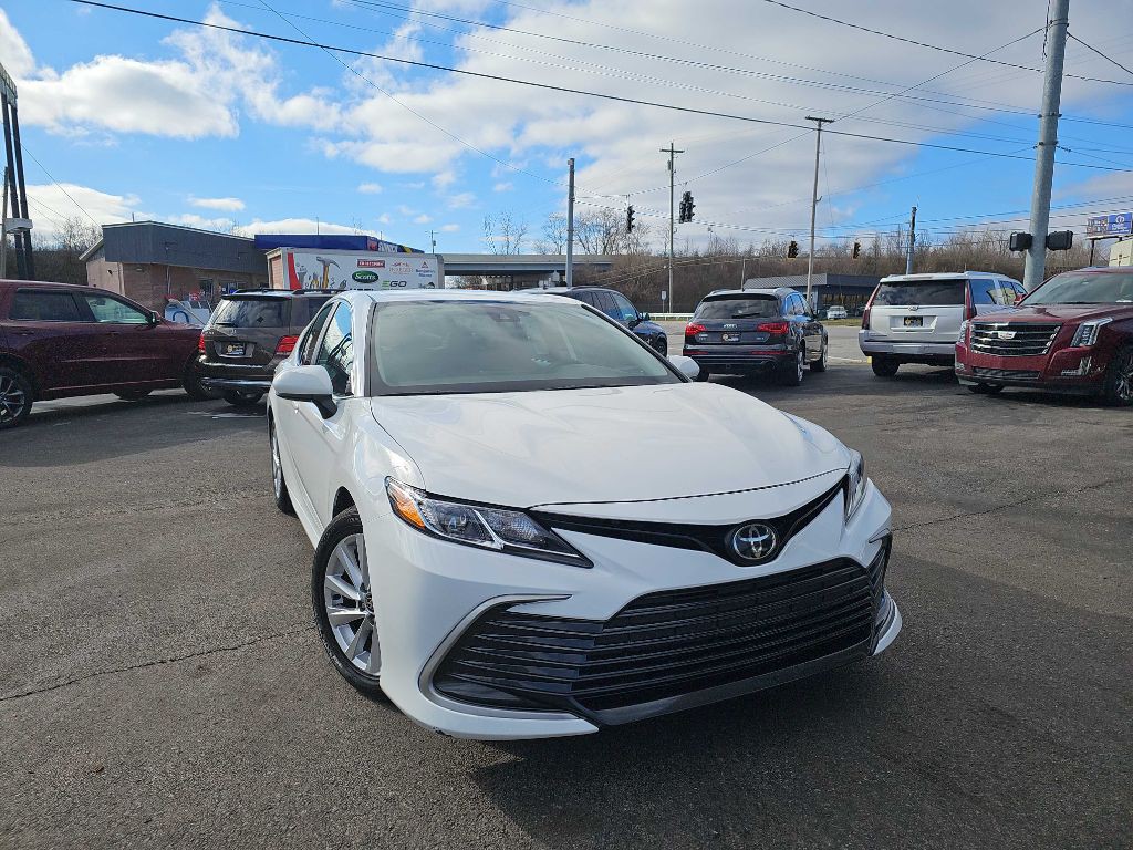 2021 Toyota Camry Image 4