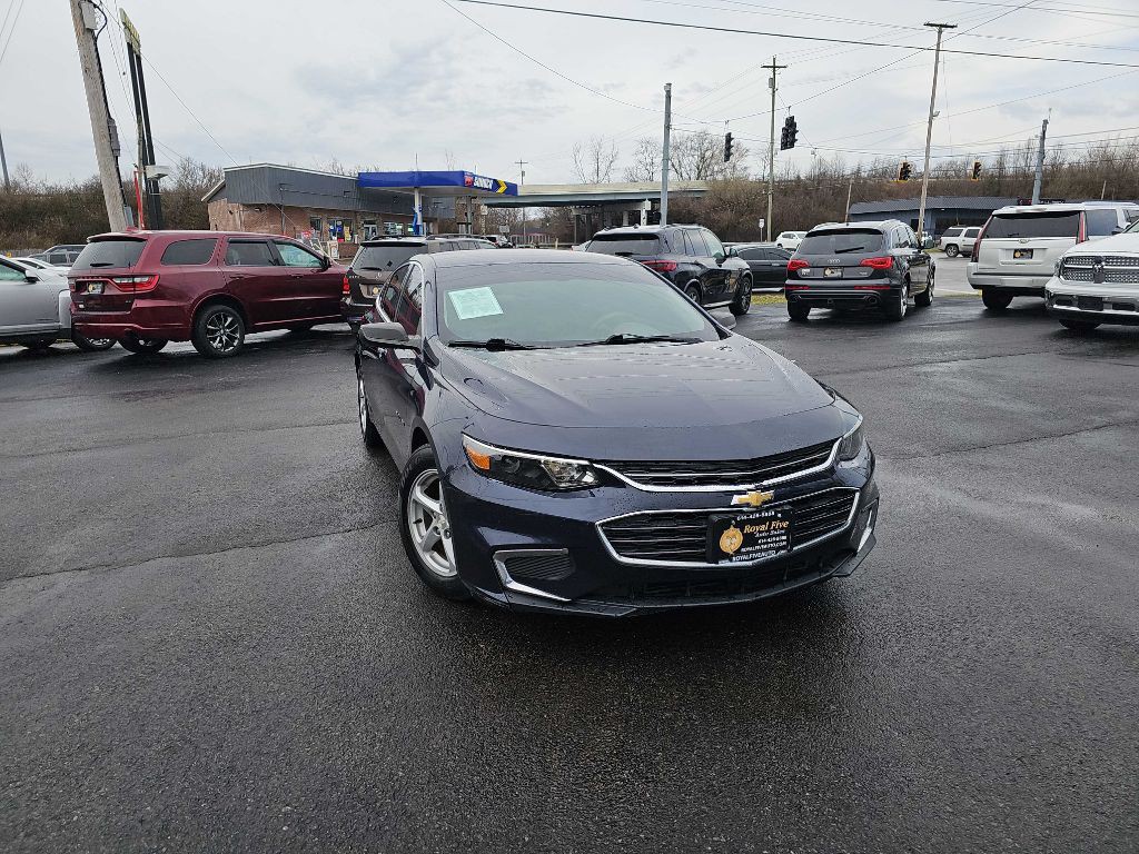 2017 Chevrolet Malibu Image 4