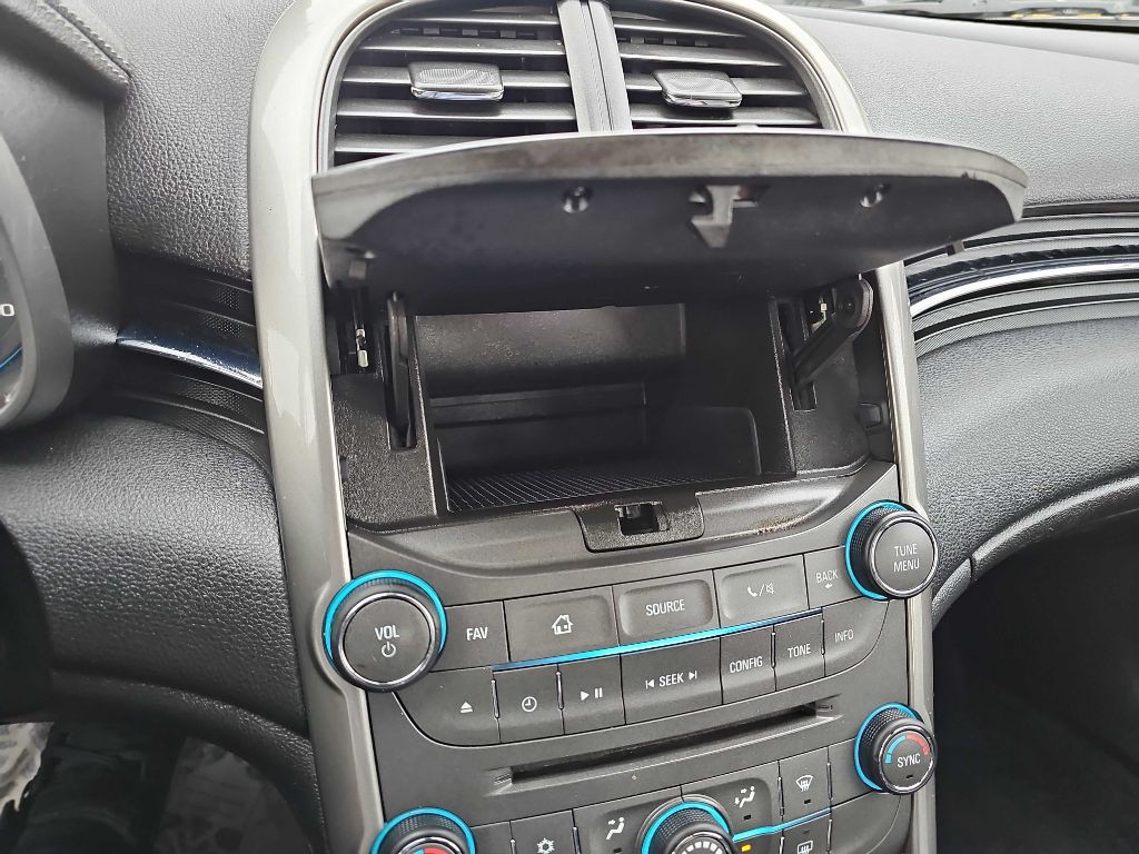2013 Chevrolet Malibu Image 19