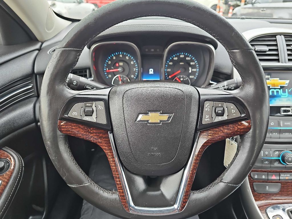 2013 Chevrolet Malibu Image 20