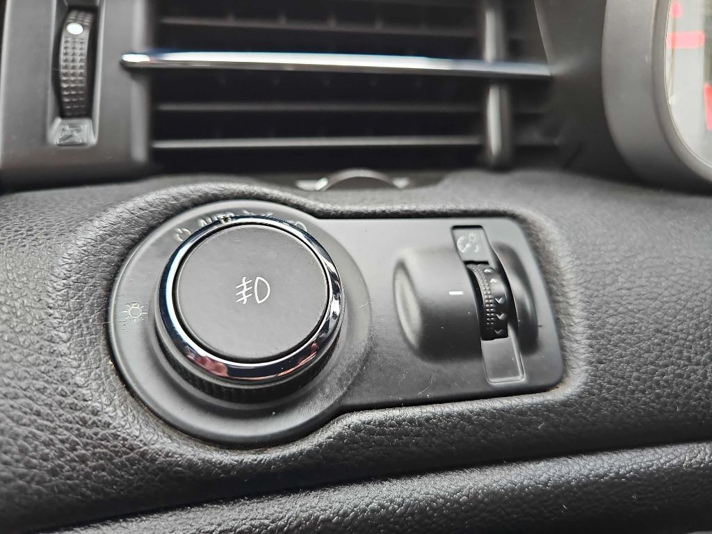 2013 Chevrolet Malibu Image 23