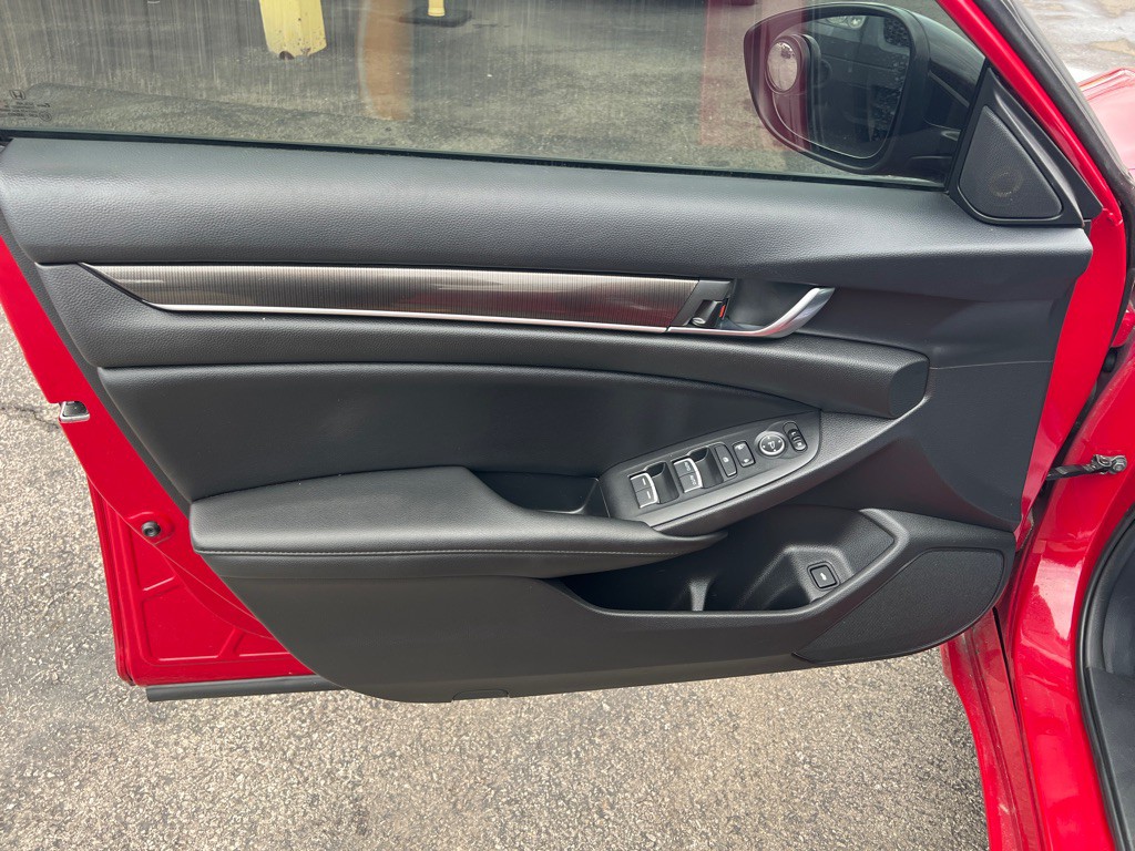 2021 Honda Accord Image 28