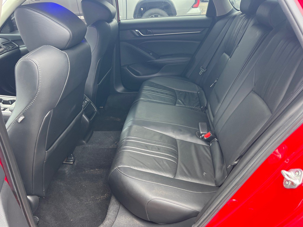 2021 Honda Accord Image 30