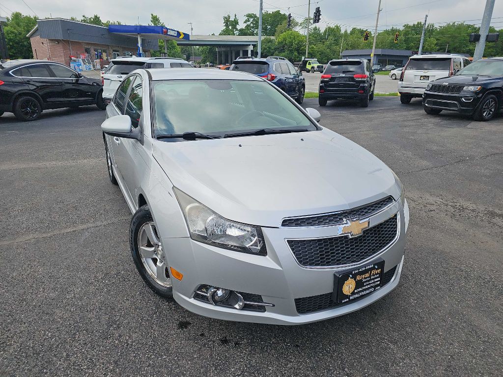 2013 Chevrolet Cruze Image 4