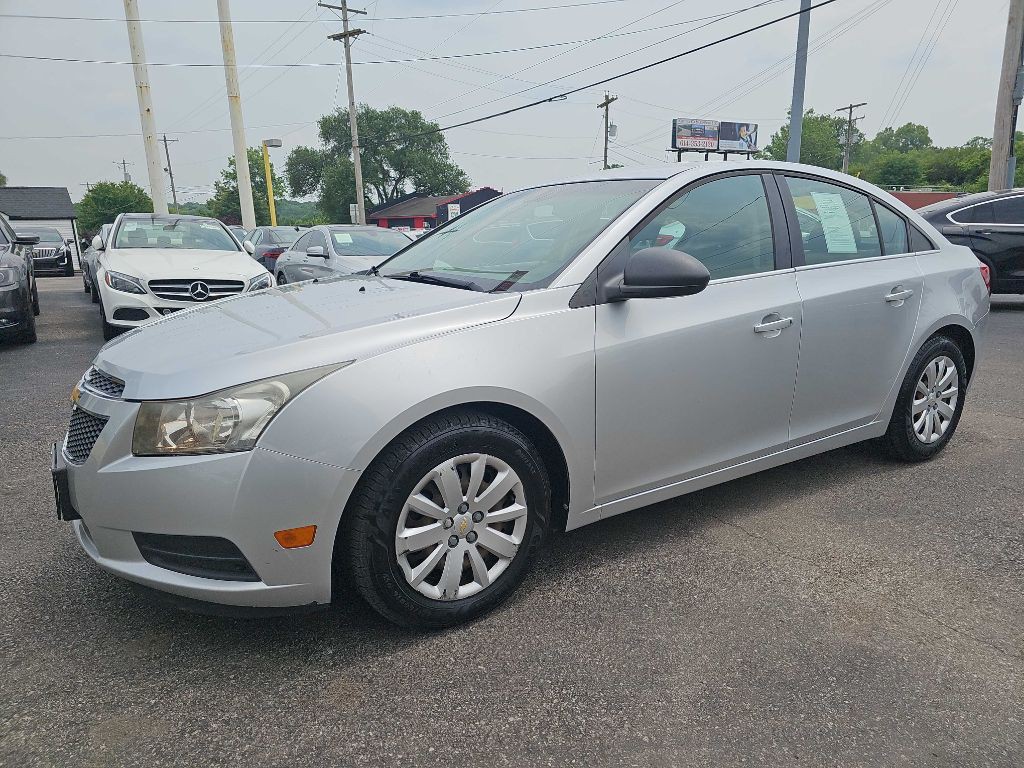 2011 Chevrolet Cruze Image 13