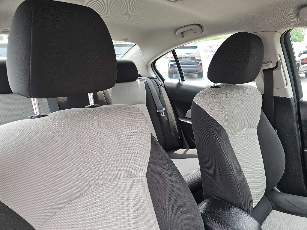 2011 Chevrolet Cruze Image 51