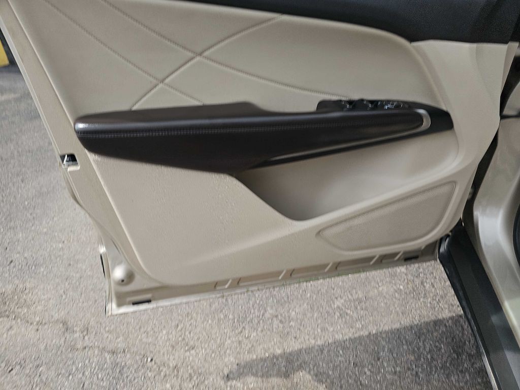 2017 Lincoln MKC Image 34