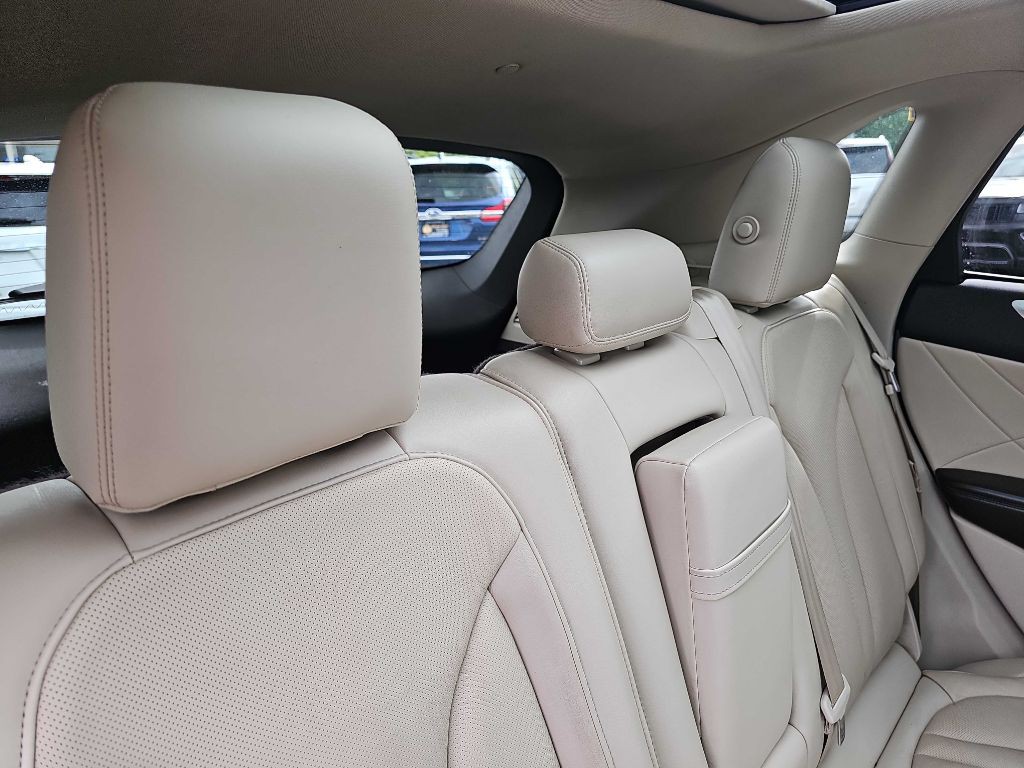 2017 Lincoln MKC Image 44