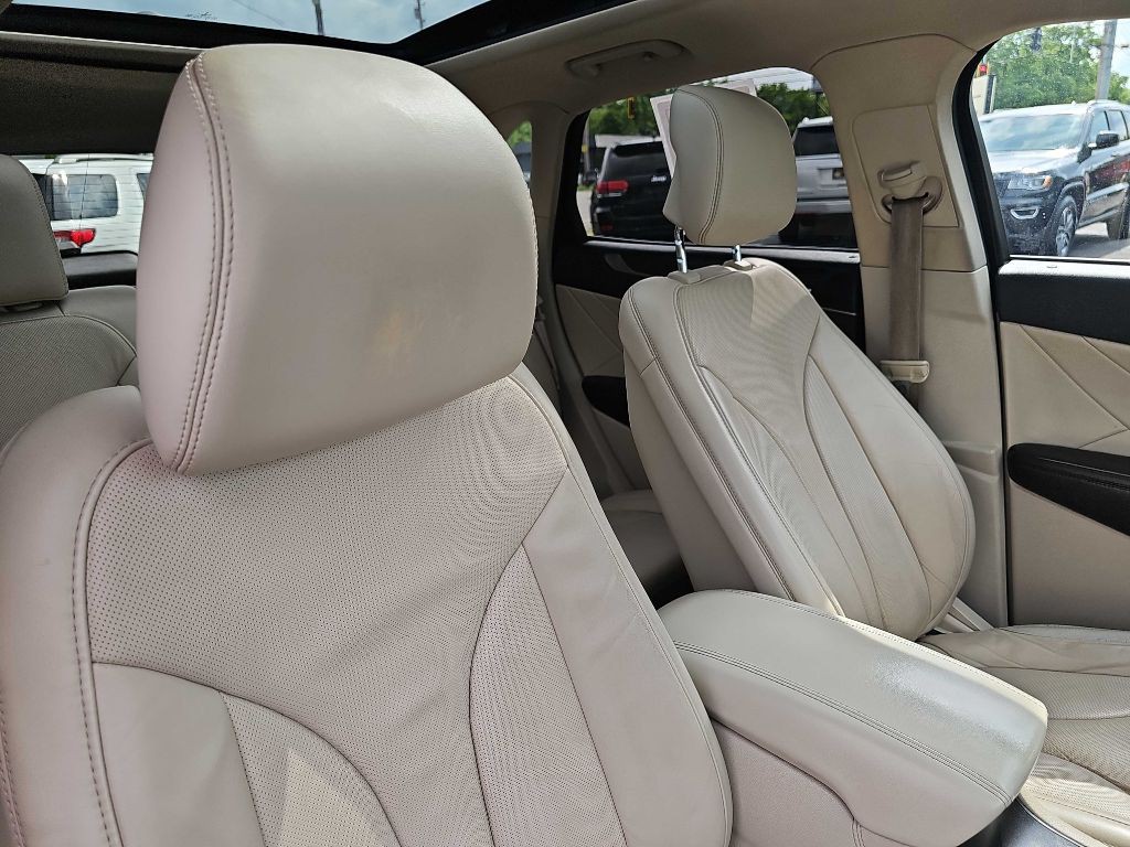 2017 Lincoln MKC Image 48