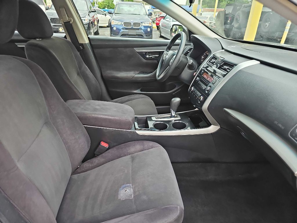 2013 Nissan Altima Image 37