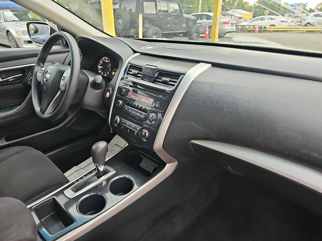 2013 Nissan Altima Image 39