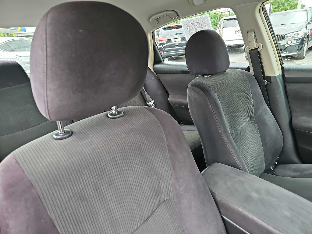 2013 Nissan Altima Image 32