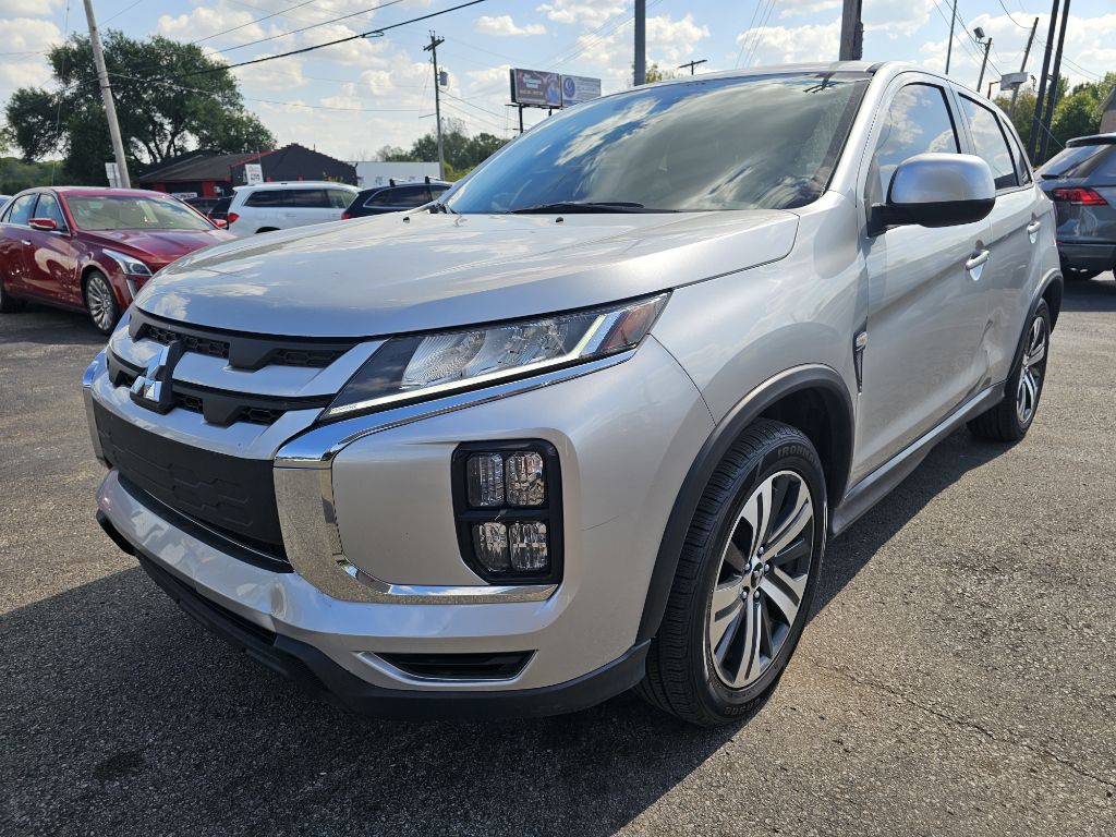 2021 Mitsubishi Outlander Image 10