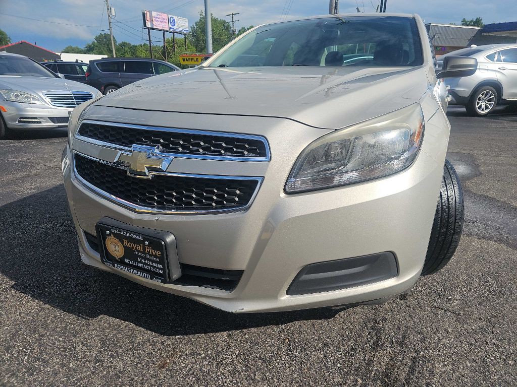 2013 Chevrolet Malibu Image 6