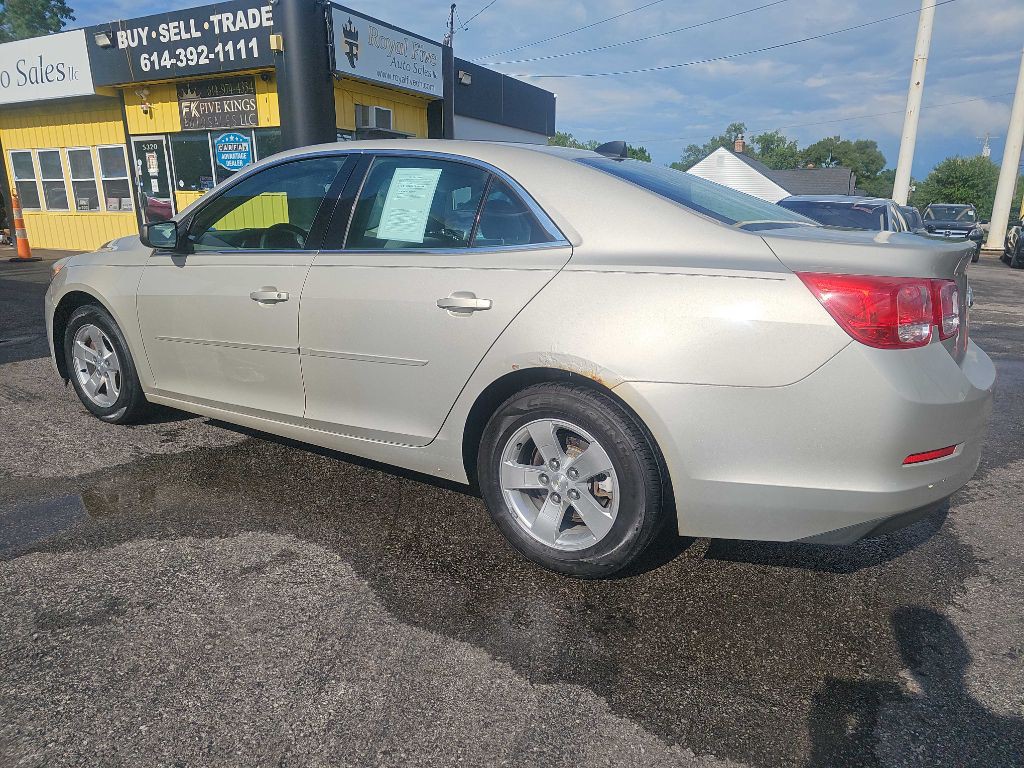 2013 Chevrolet Malibu Image 11