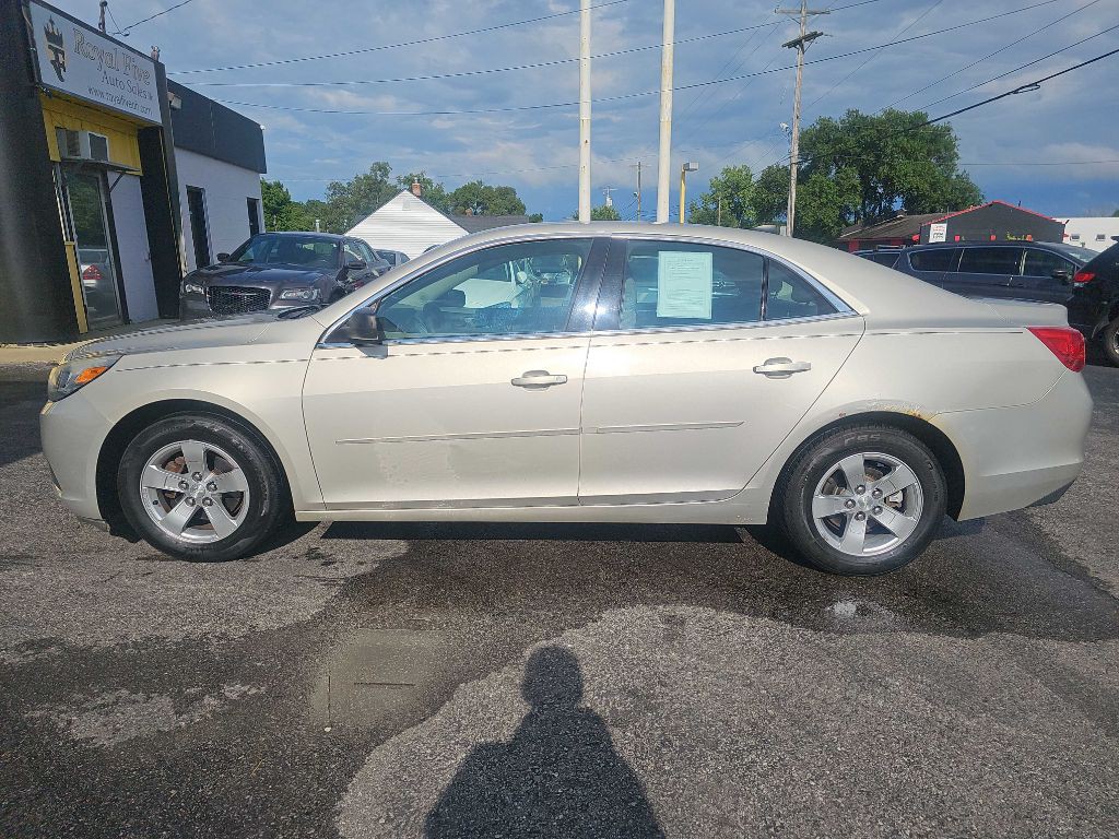 2013 Chevrolet Malibu Image 12
