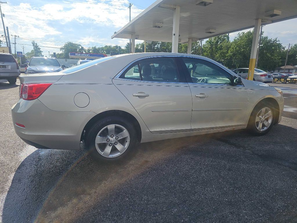 2013 Chevrolet Malibu Image 15