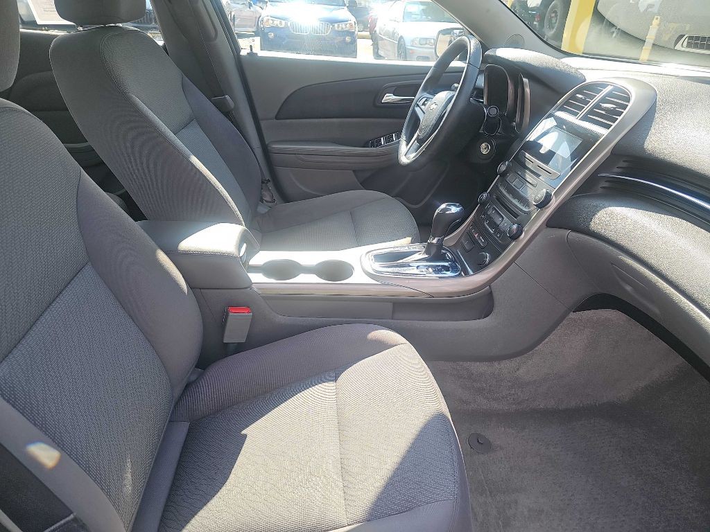 2013 Chevrolet Malibu Image 35