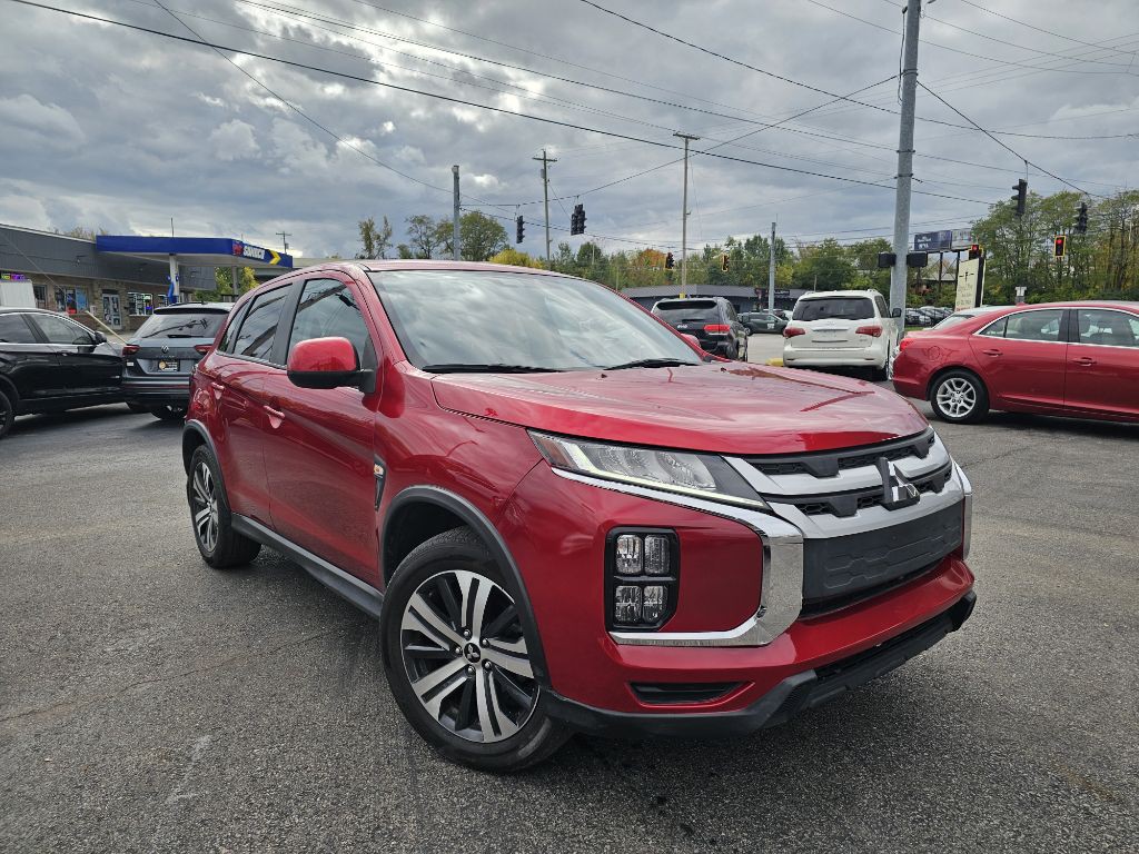 2023 Mitsubishi Outlander Image 3