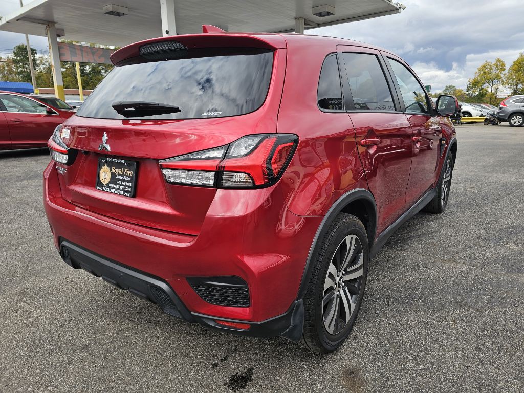 2023 Mitsubishi Outlander Image 16