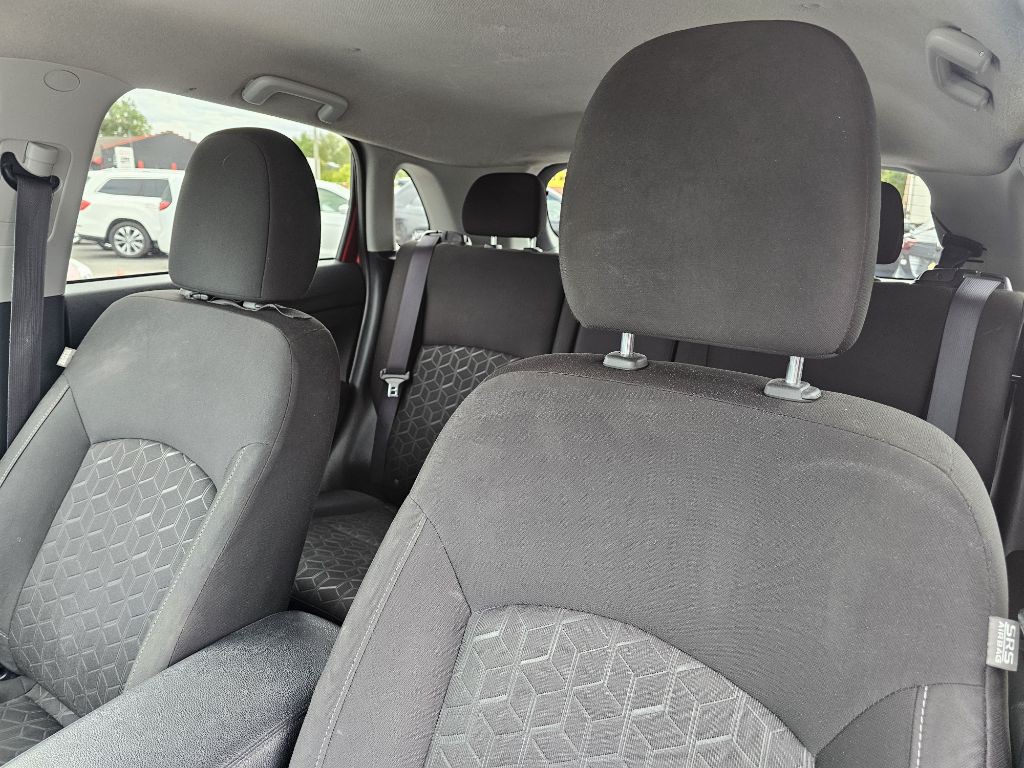 2023 Mitsubishi Outlander Image 24