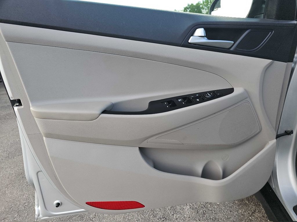 2019 Hyundai Tucson Image 22