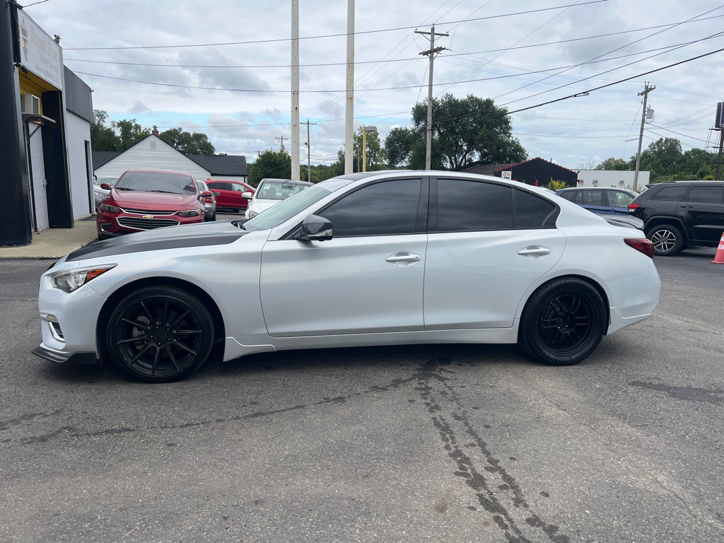 2021 INFINITI Q50 Image 9