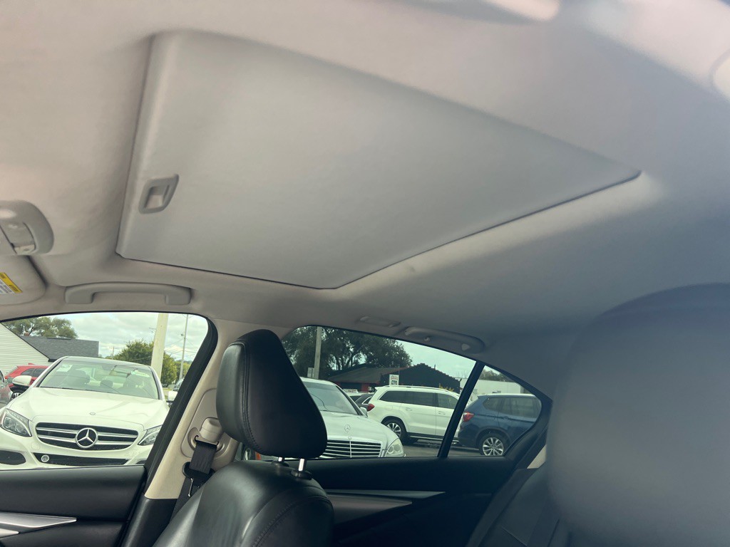 2021 INFINITI Q50 Image 24