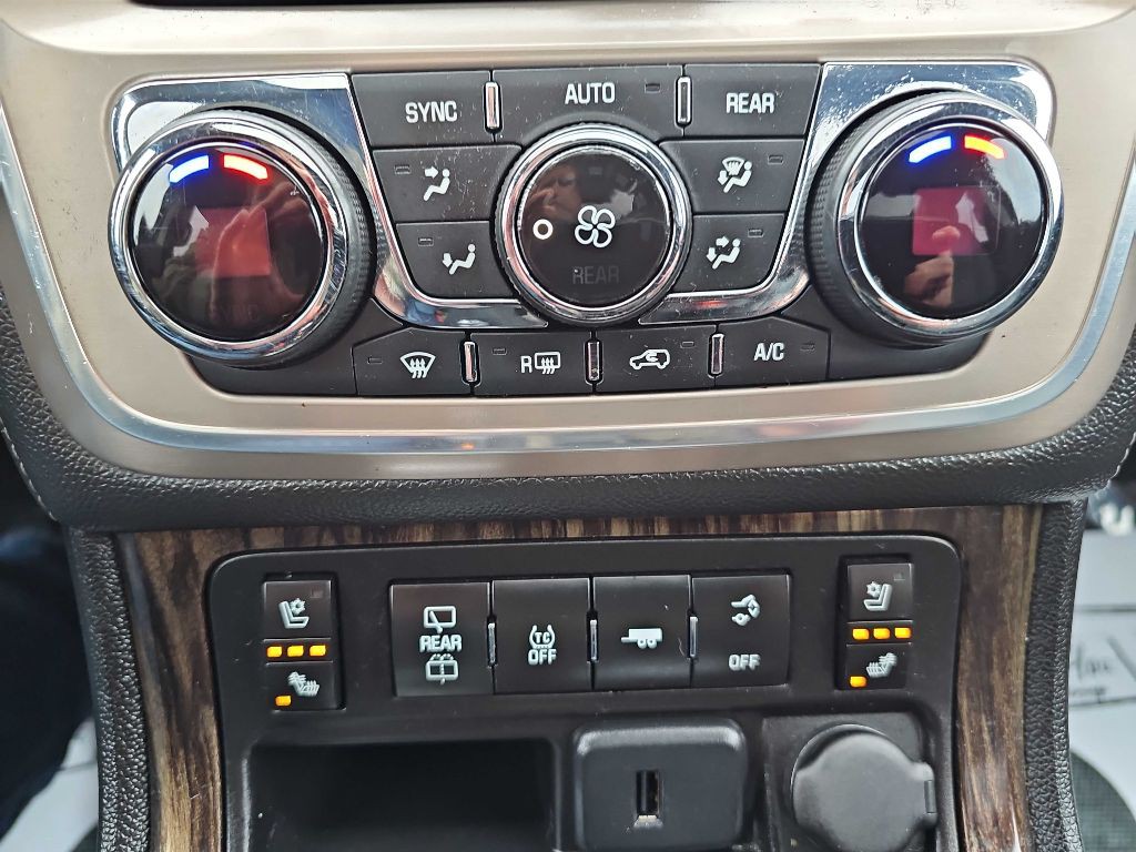 2015 GMC Acadia Image 31