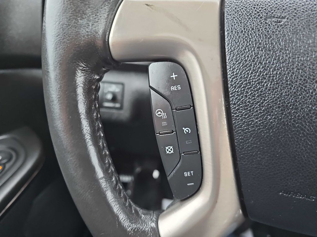 2015 GMC Acadia Image 38