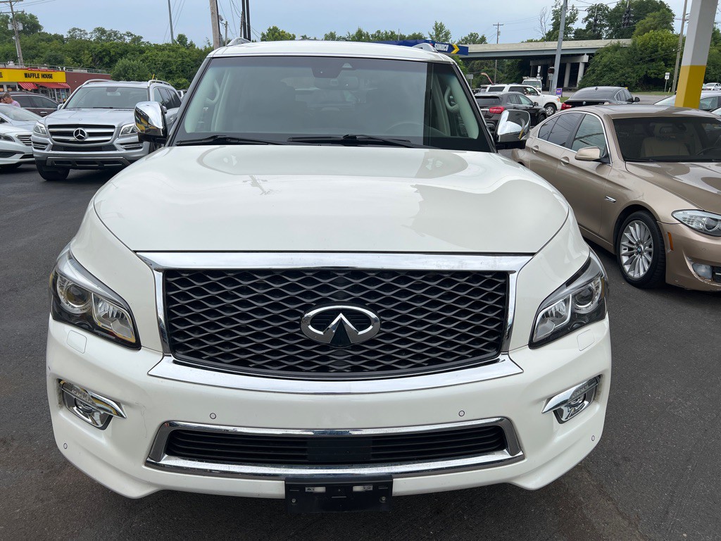 2017 INFINITI QX80 Image 4