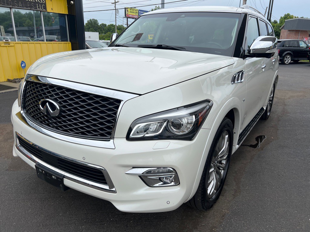 2017 INFINITI QX80 Image 7